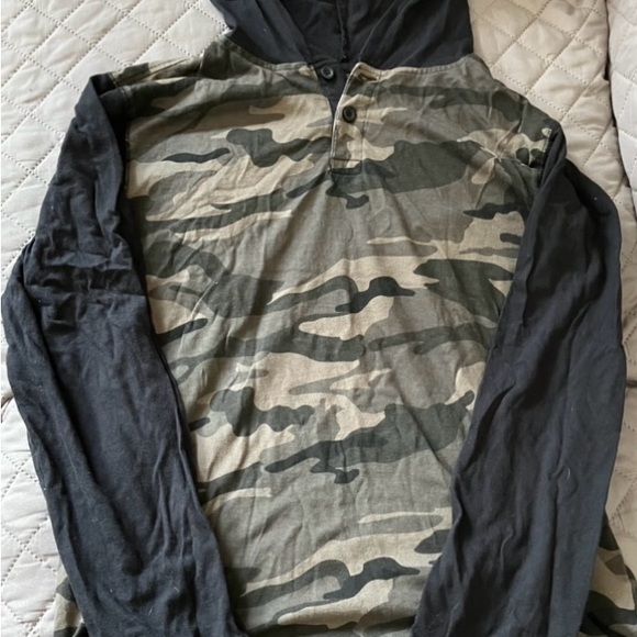Boy’s 2X Wrangler Pull Over Hoodie - Picture 1 of 2